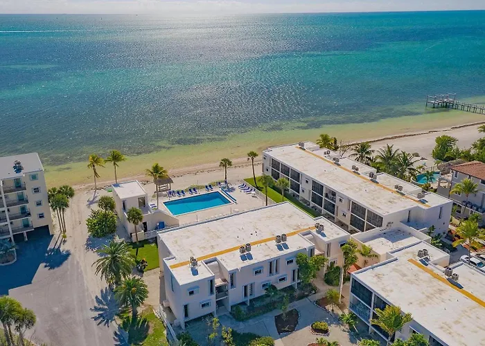 Beachfront Condo On Coco Plum Beach